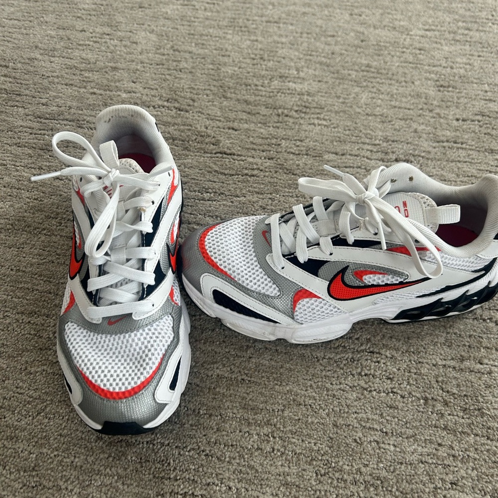 Nike womens White and orange Sneakers